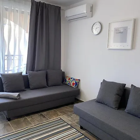 Apartamento New Near Sea Elenite